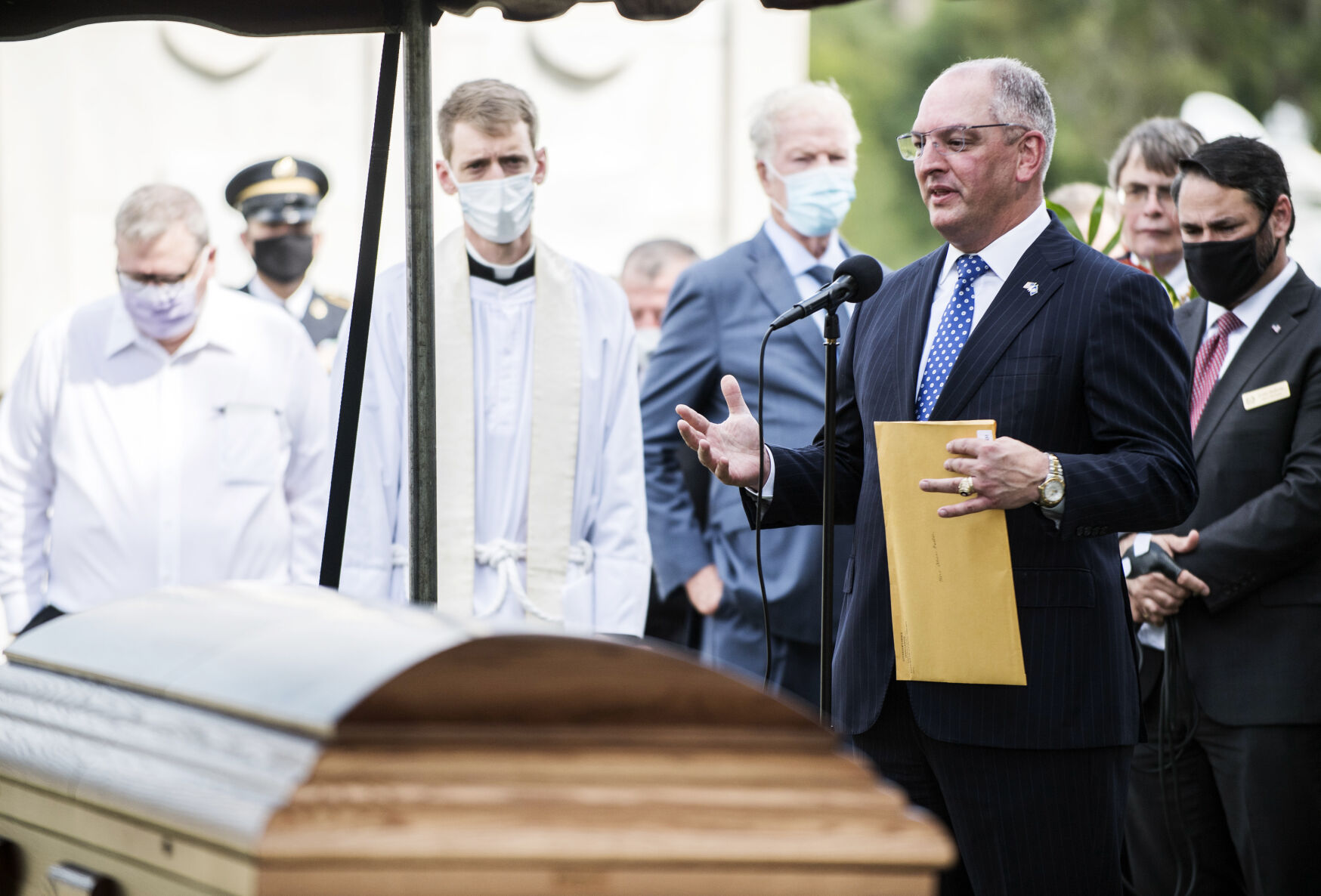 BR.fosterfuneral.024.100820